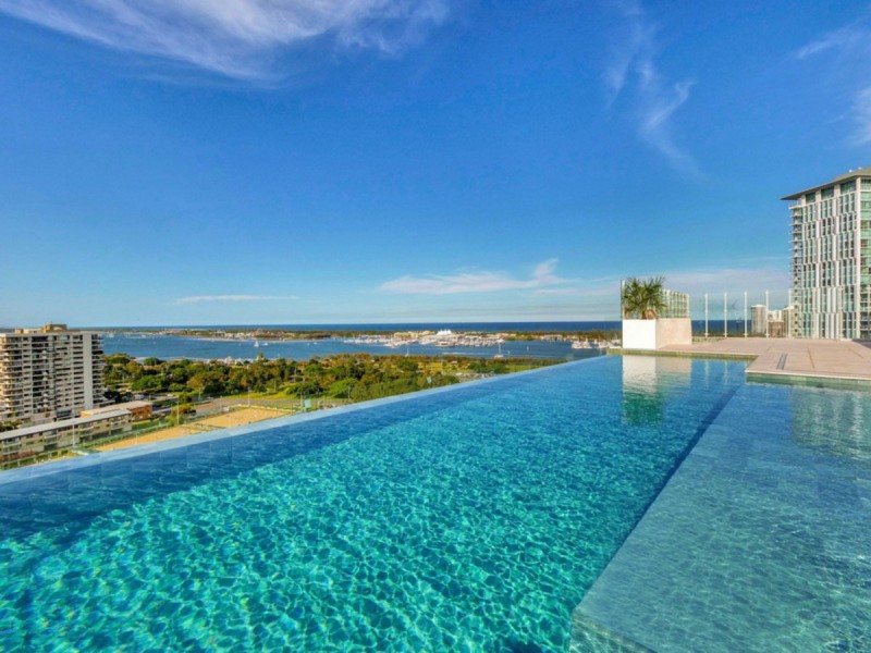 302/24 Queen Street, Southport QLD 4215