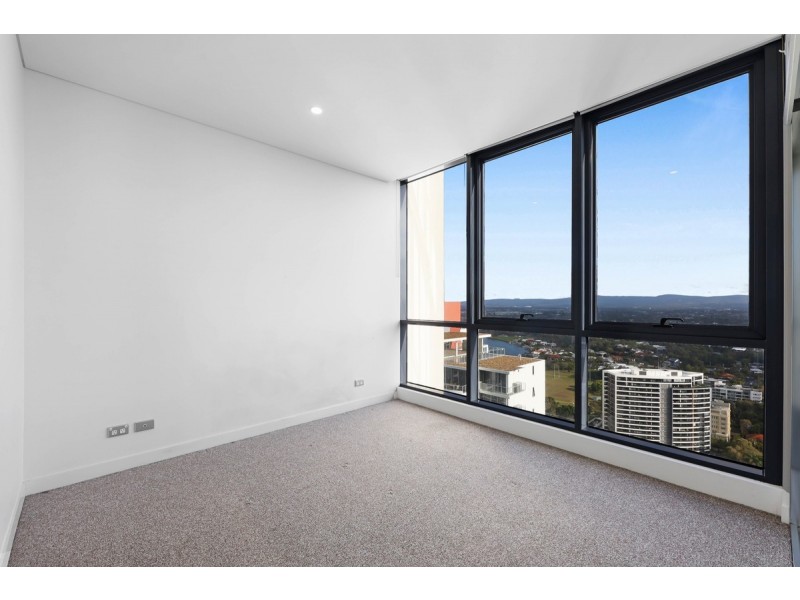 3312/2 Como Crescent, Southport QLD 4215