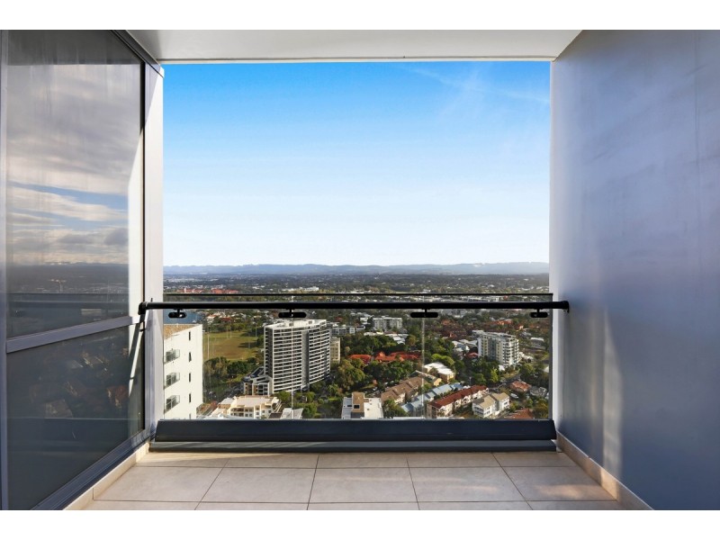 3312/2 Como Crescent, Southport QLD 4215