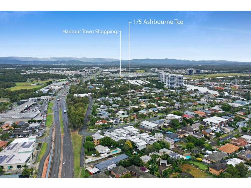 1/5 Ashbourne Terrace, Biggera Waters QLD 4216