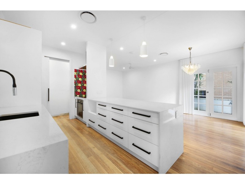 19 Genoa Street, Surfers Paradise QLD 4217