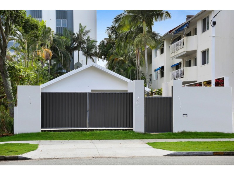 19 Genoa Street, Surfers Paradise QLD 4217