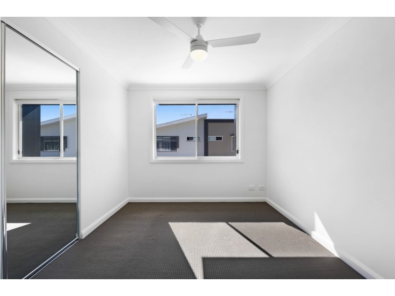 34/138 Central Street, Labrador QLD 4215