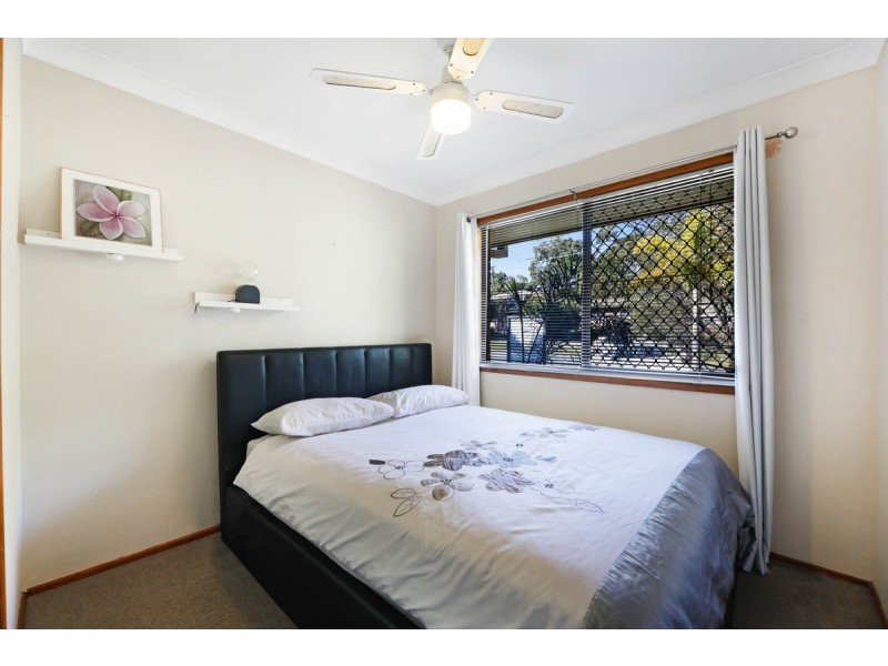 1 Dampier Court, Molendinar QLD 4214