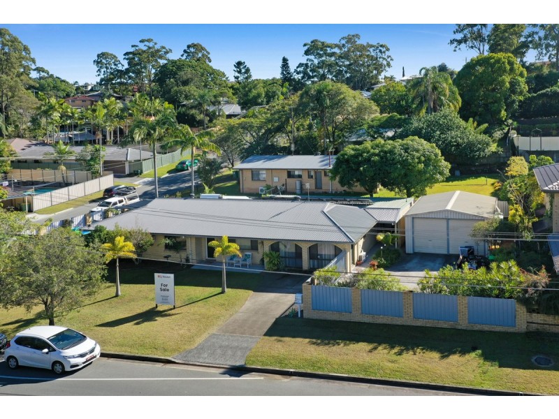 1 Dampier Court, Molendinar QLD 4214