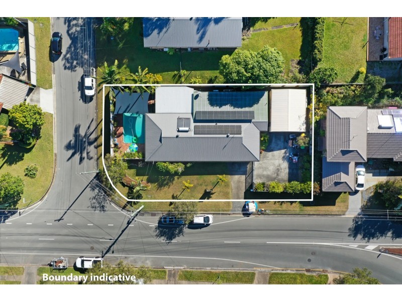 1 Dampier Court, Molendinar QLD 4214