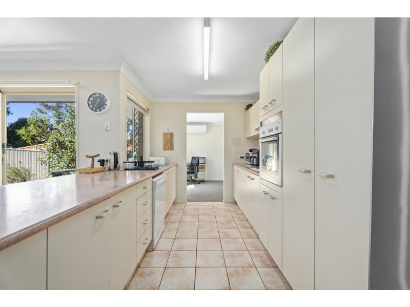 9 Hazeltine Place, Parkwood QLD 4214