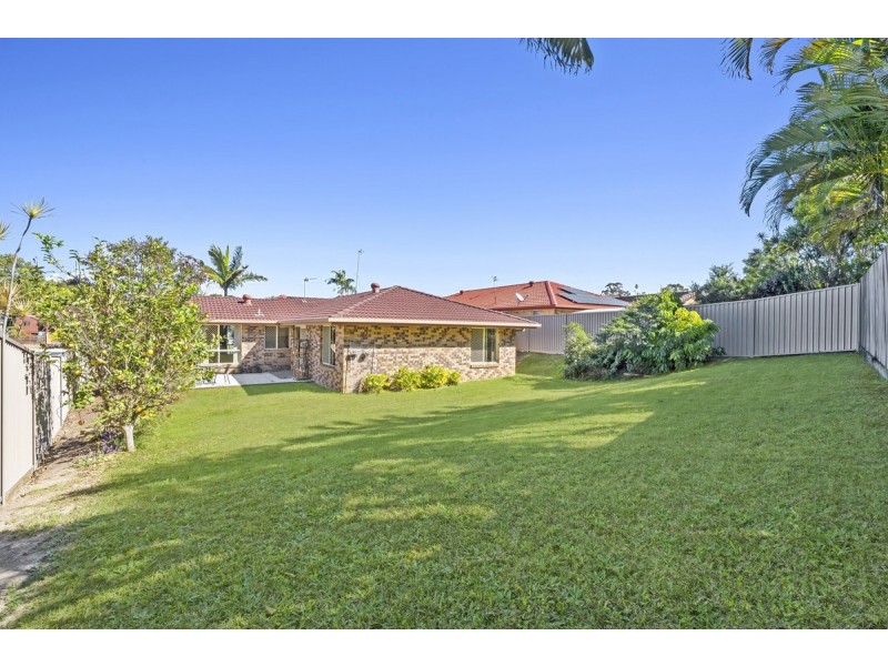 9 Hazeltine Place, Parkwood QLD 4214