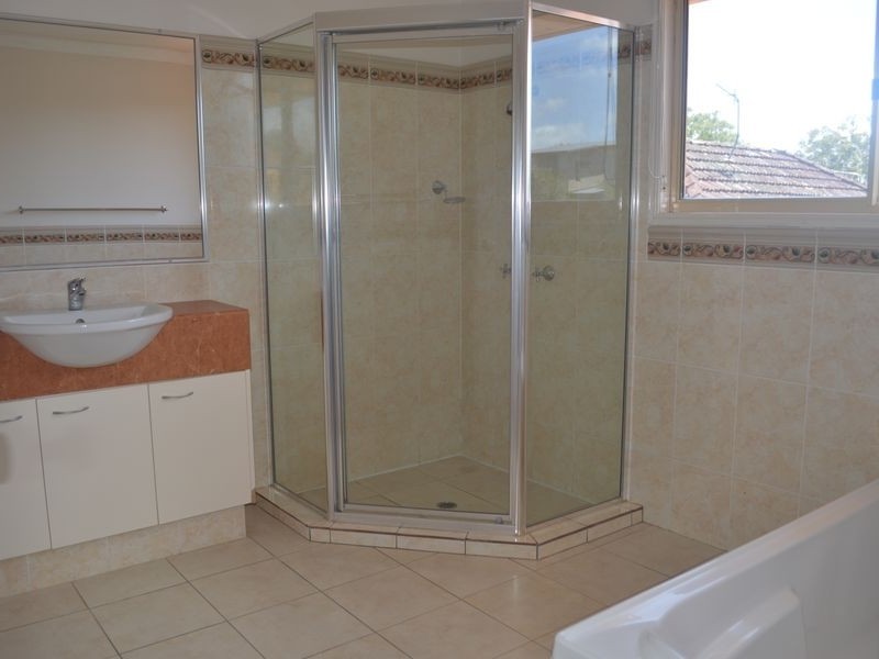 9/202 Queen Street, Southport QLD 4215