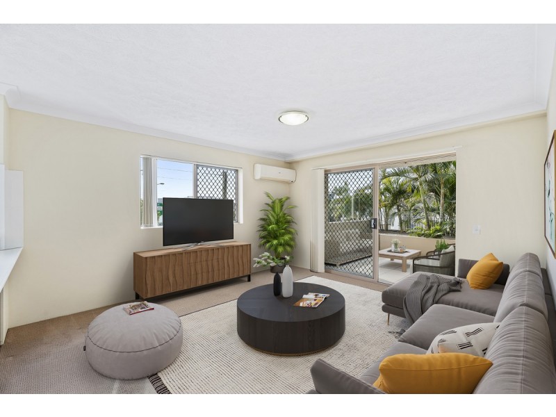 2/4 Sykes Court, Southport QLD 4215