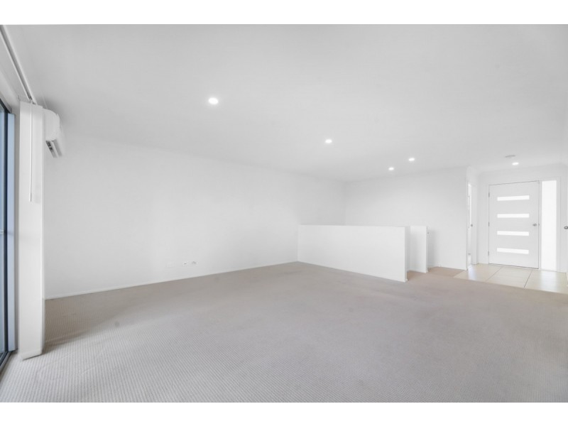 25/1 Tilbury Rise, Upper Coomera QLD 4209