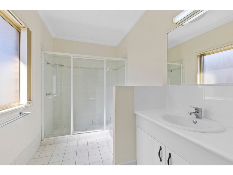 18 Arnold Palmer Drive, Parkwood QLD 4214