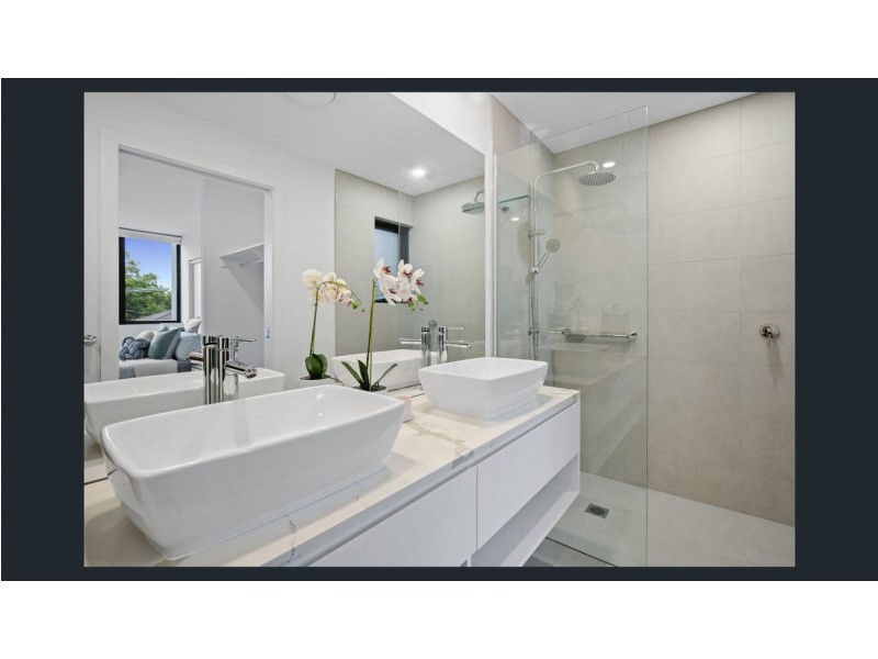 104/135 Eugaree Street, Southport QLD 4215
