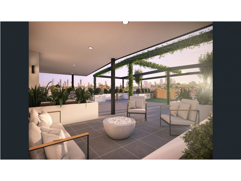 104/135 Eugaree Street, Southport QLD 4215