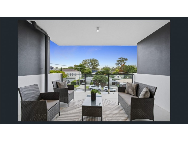 104/135 Eugaree Street, Southport QLD 4215