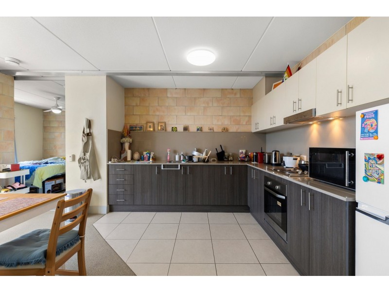 408A/96 High Street, Southport QLD 4215