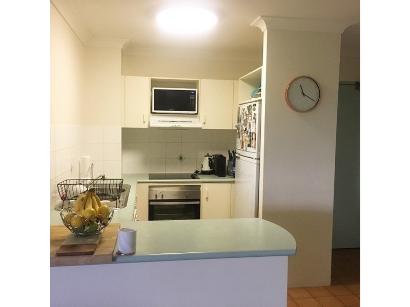 18/45 Pohlman Street, Southport QLD 4215