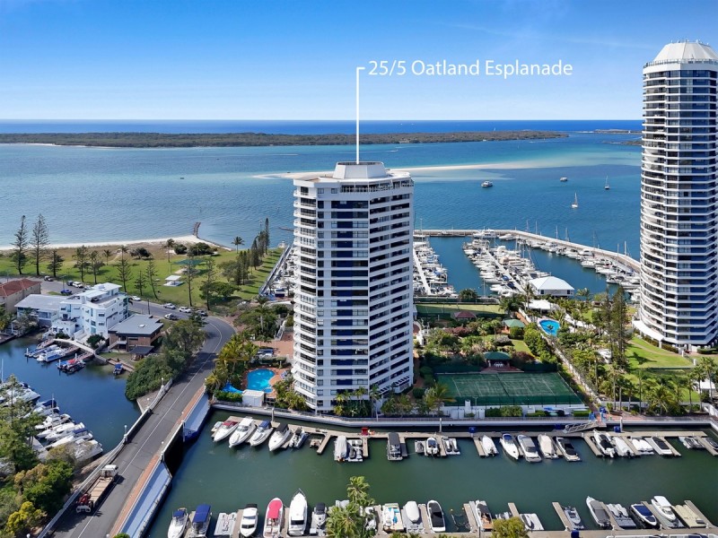 25/5-7 Oatland Esplanade, Runaway Bay QLD 4216