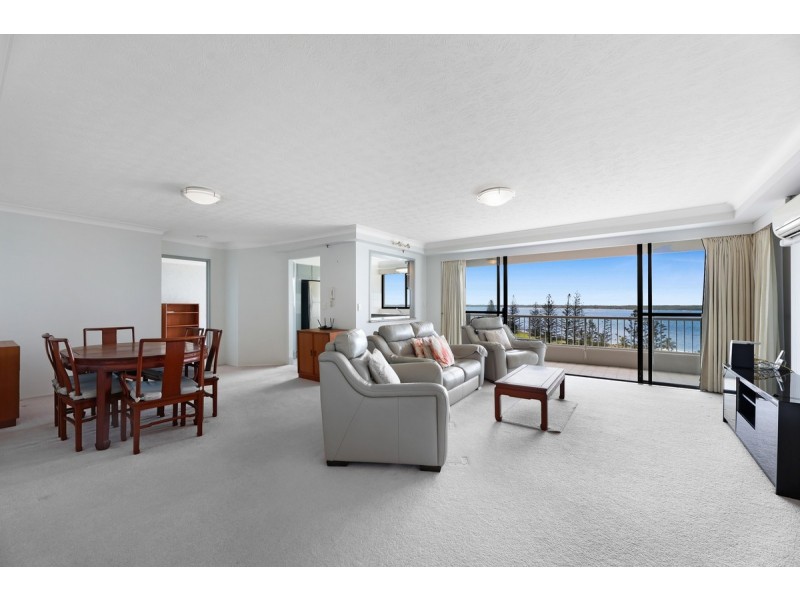 25/5-7 Oatland Esplanade, Runaway Bay QLD 4216