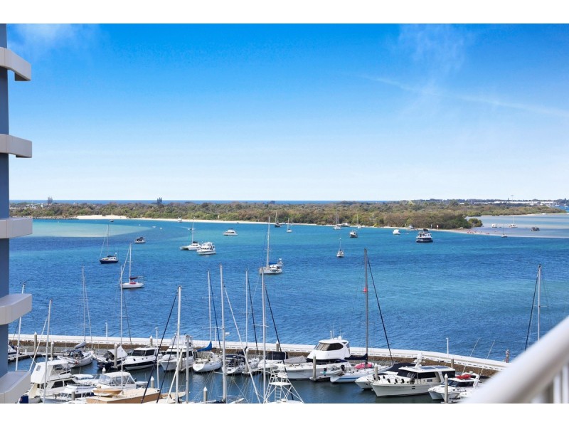 25/5-7 Oatland Esplanade, Runaway Bay QLD 4216