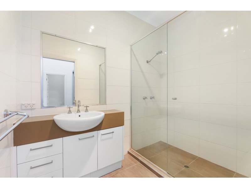3/5 Ashbourne Terrace, Biggera Waters QLD 4216