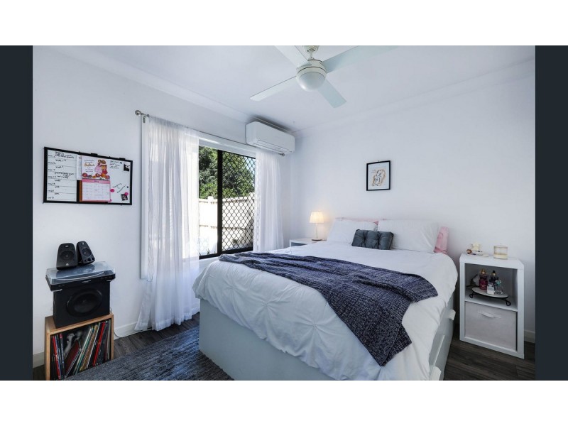 30 Abby Crescent, Ashmore QLD 4214