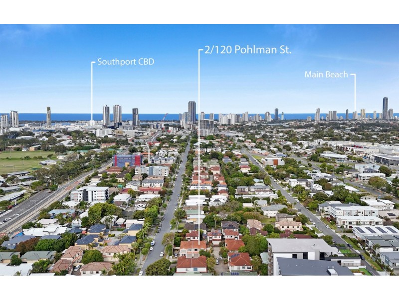 2/120 Pohlman Street, Southport QLD 4215