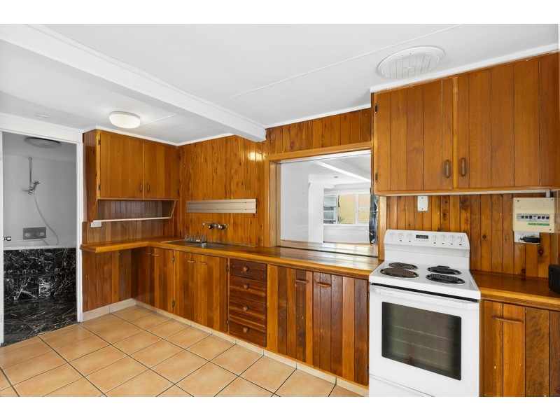 53 Johnston Street, Southport QLD 4215