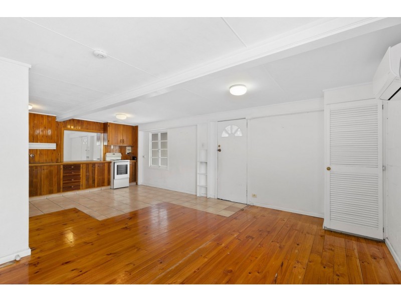 53 Johnston Street, Southport QLD 4215