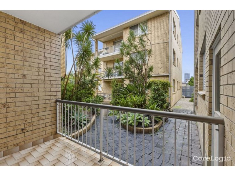 6/43 North Street, Southport QLD 4215