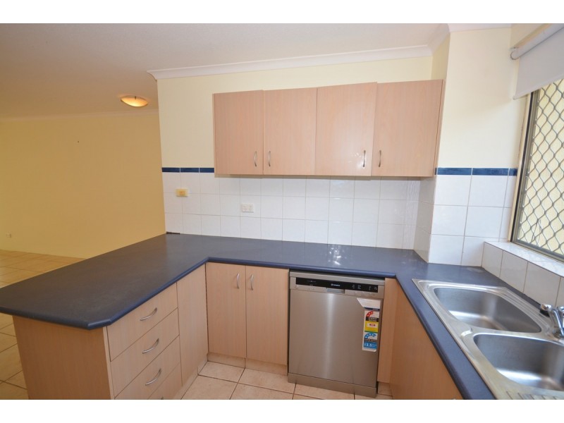 6/146 Marine Parade, Southport QLD 4215