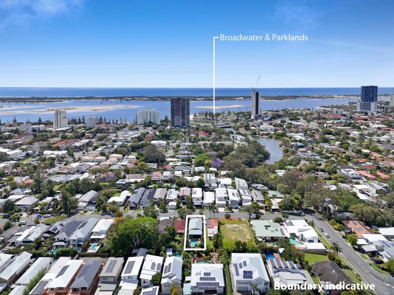 16 Sydney Street, Labrador QLD 4215