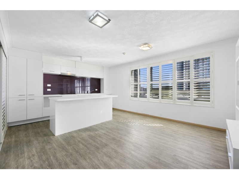 58/30 Marine Parade, Southport QLD 4215