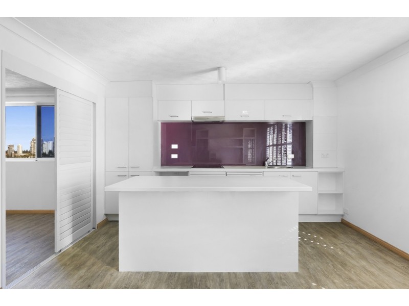 58/30 Marine Parade, Southport QLD 4215