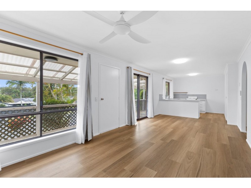 1/14 Botanical Drive, Labrador QLD 4215