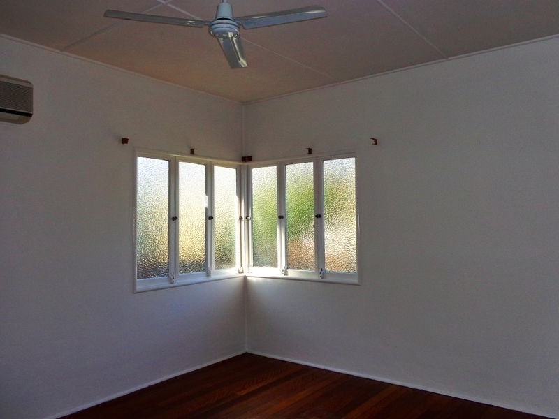 15 Fisher Avenue, Southport QLD 4215