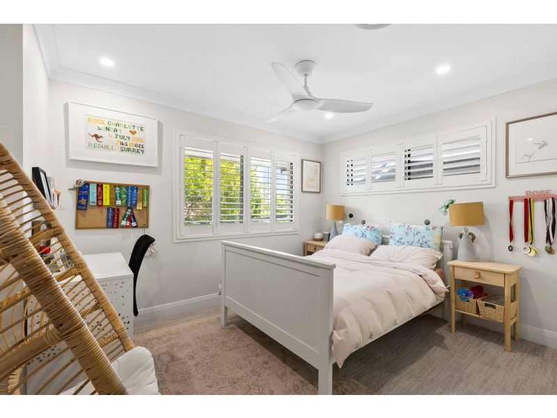 2 Dunkeith Avenue, Benowa Waters QLD 4217