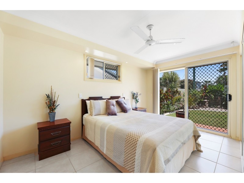 150 Monaco Street, Broadbeach Waters QLD 4218