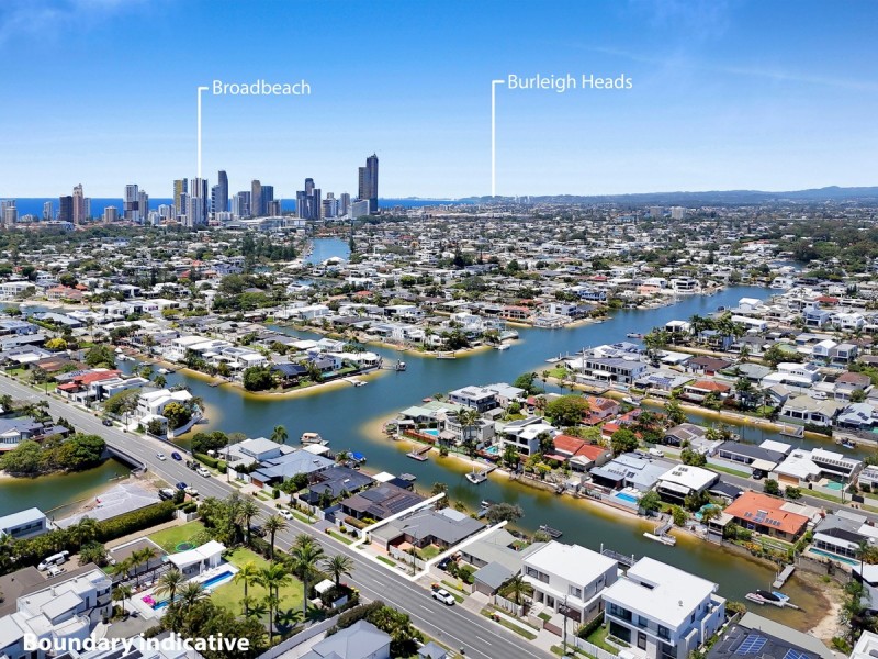 150 Monaco Street, Broadbeach Waters QLD 4218