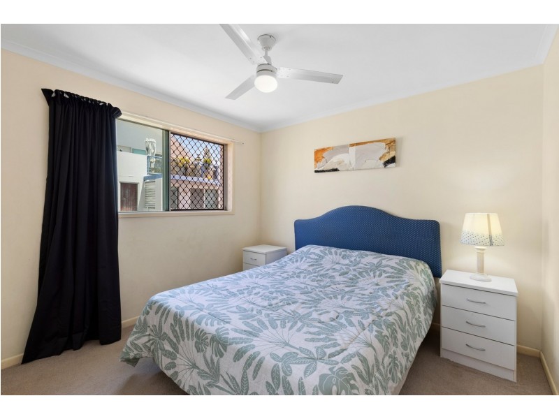 18/199 Surf Parade, Surfers Paradise QLD 4217