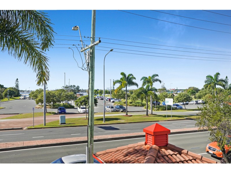11/140 Marine Parade, Southport QLD 4215