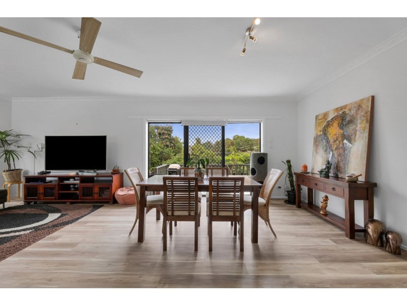 9 Jarmo Crescent, Southport QLD 4215