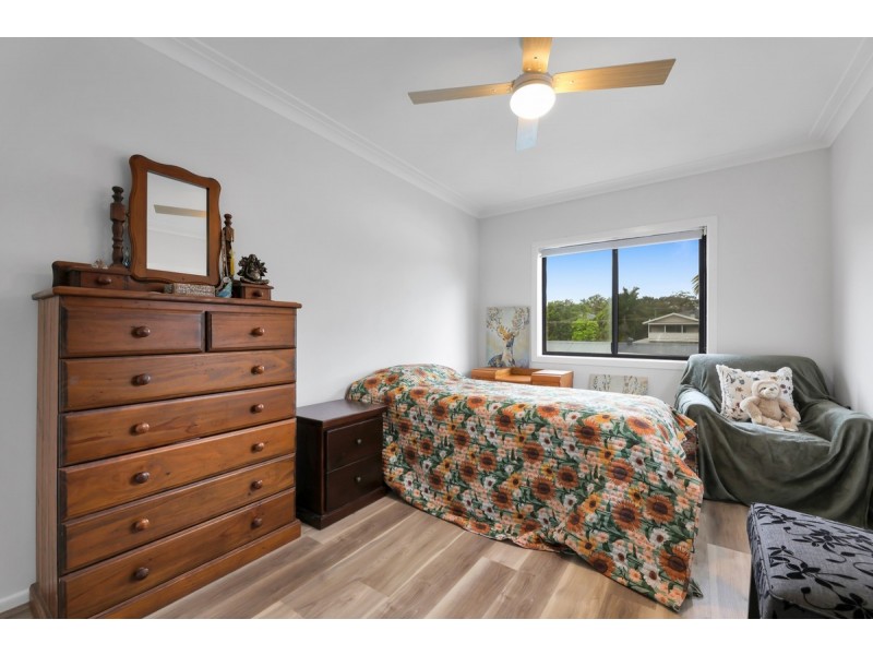 9 Jarmo Crescent, Southport QLD 4215