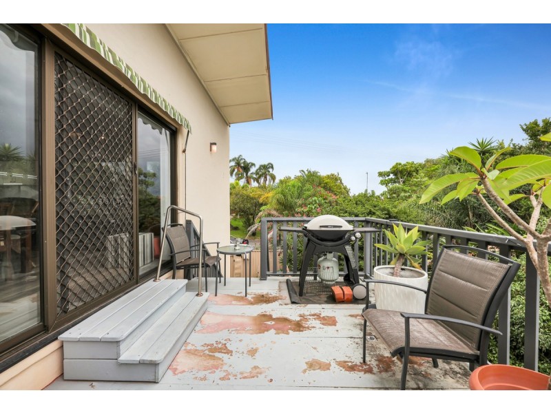 9 Jarmo Crescent, Southport QLD 4215