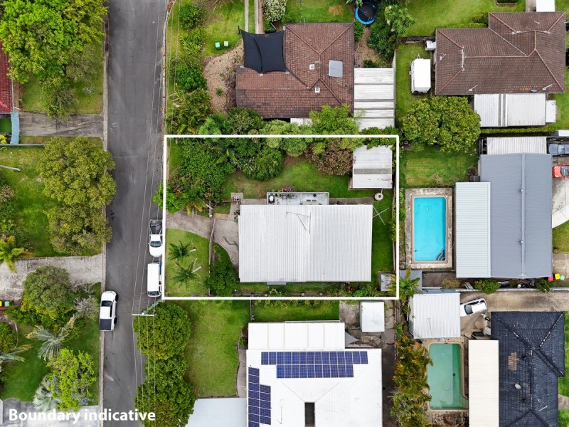 9 Jarmo Crescent, Southport QLD 4215