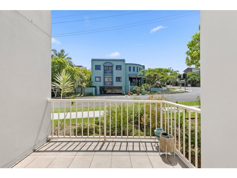 1/66 Queen Street, Southport QLD 4215