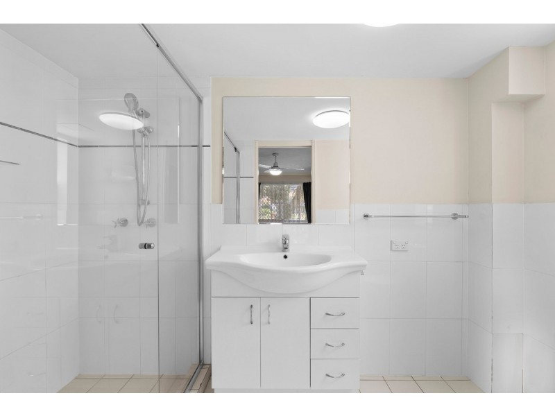 1/66 Queen Street, Southport QLD 4215