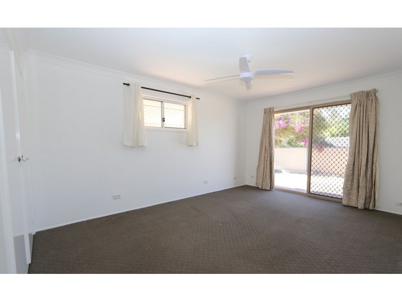 44 Watford Crescent, Molendinar QLD 4214