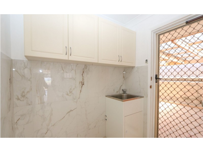 44 Watford Crescent, Molendinar QLD 4214