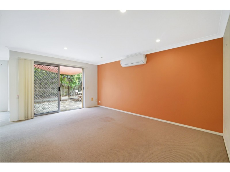 4/18 Blake Street, Southport QLD 4215